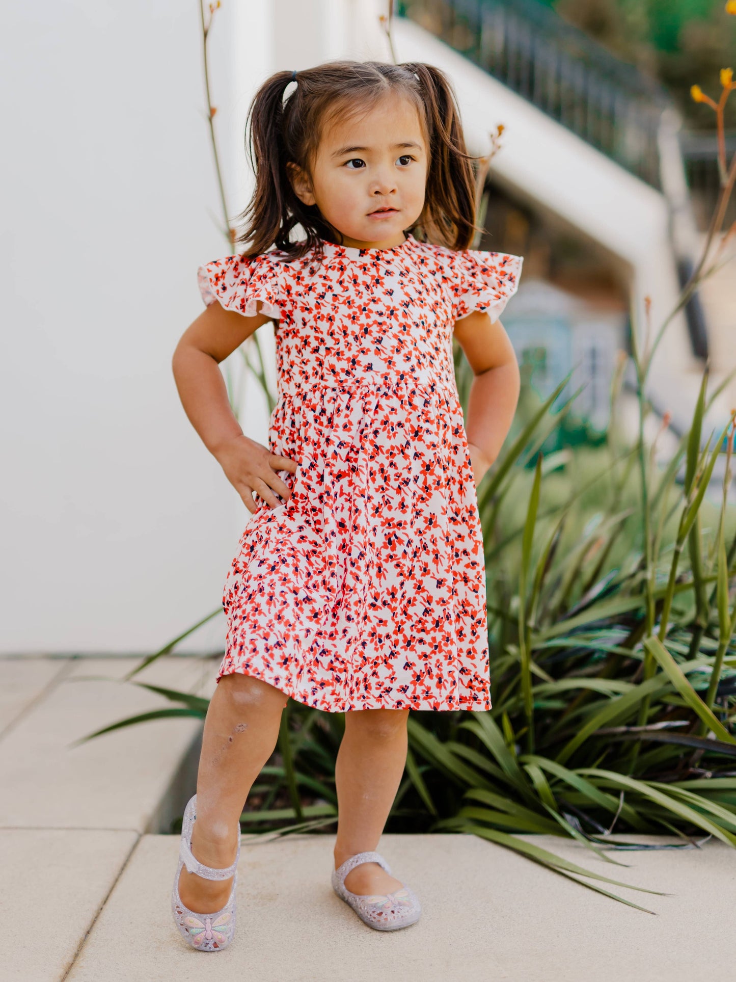 CHILDRENS: Ruffle Sleeve Little Girls Dress