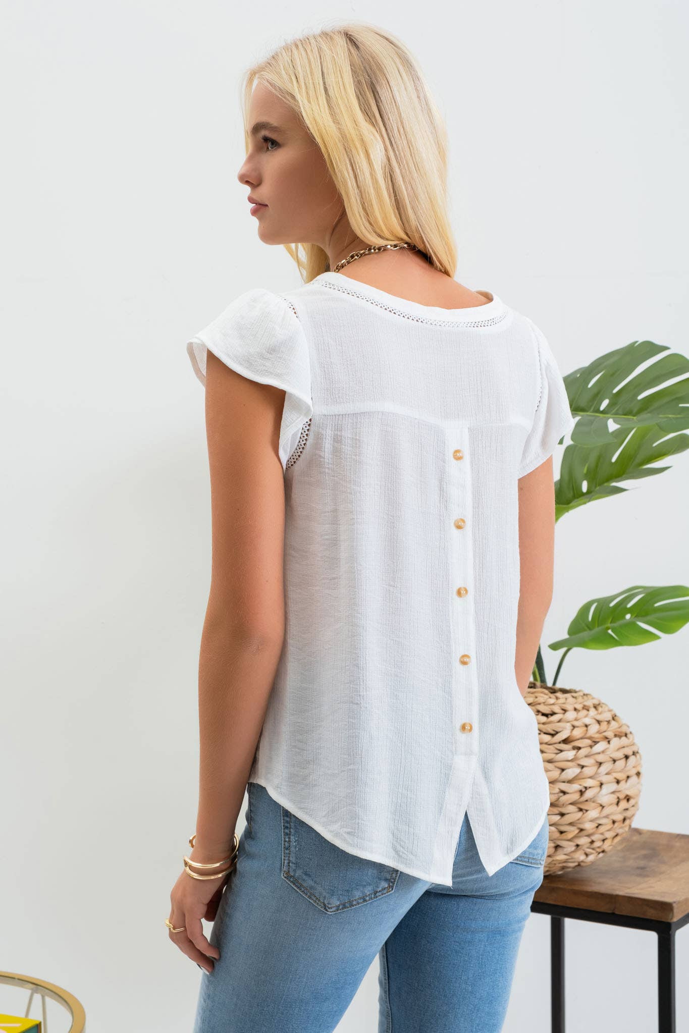 TOPS: TULIP SLEEVE BACK BUTTON BLOUSE