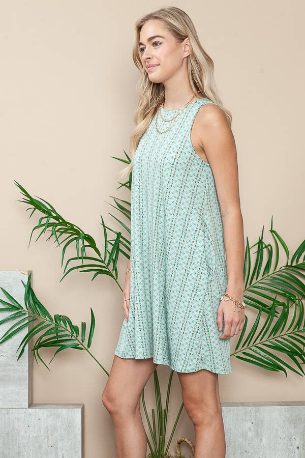 DRESS: CASUAL CREW NECK SLEEVELESS DRESS WITH POCKETS
