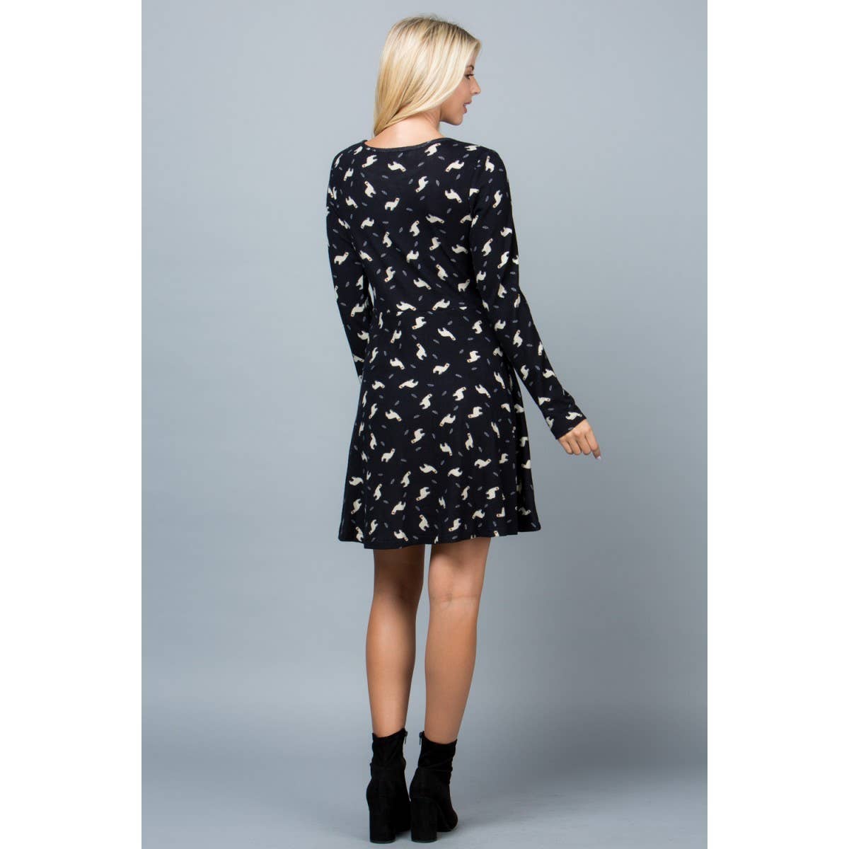PLUS DRESS: LLAMA