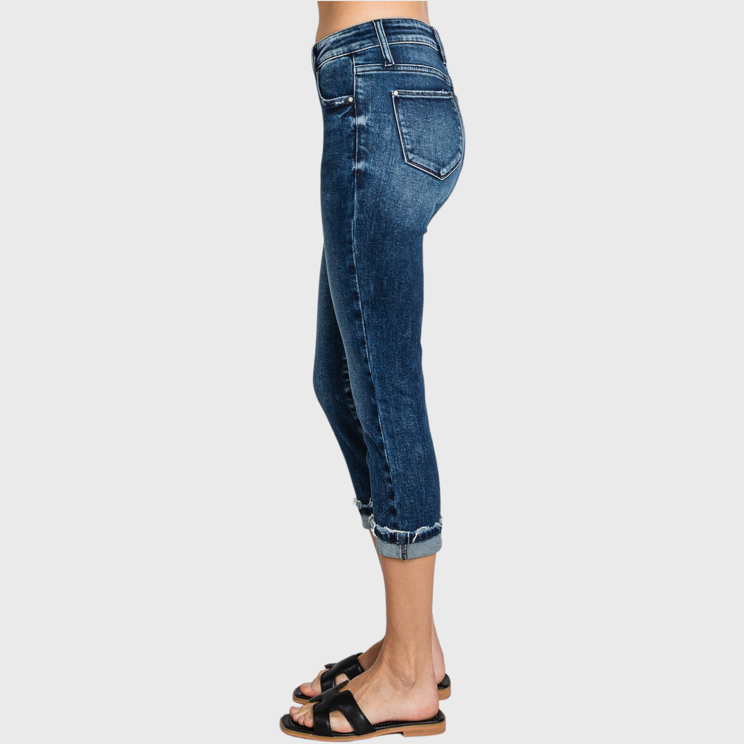 JEANS: MID RISE SKINNY CAPRI JEANS