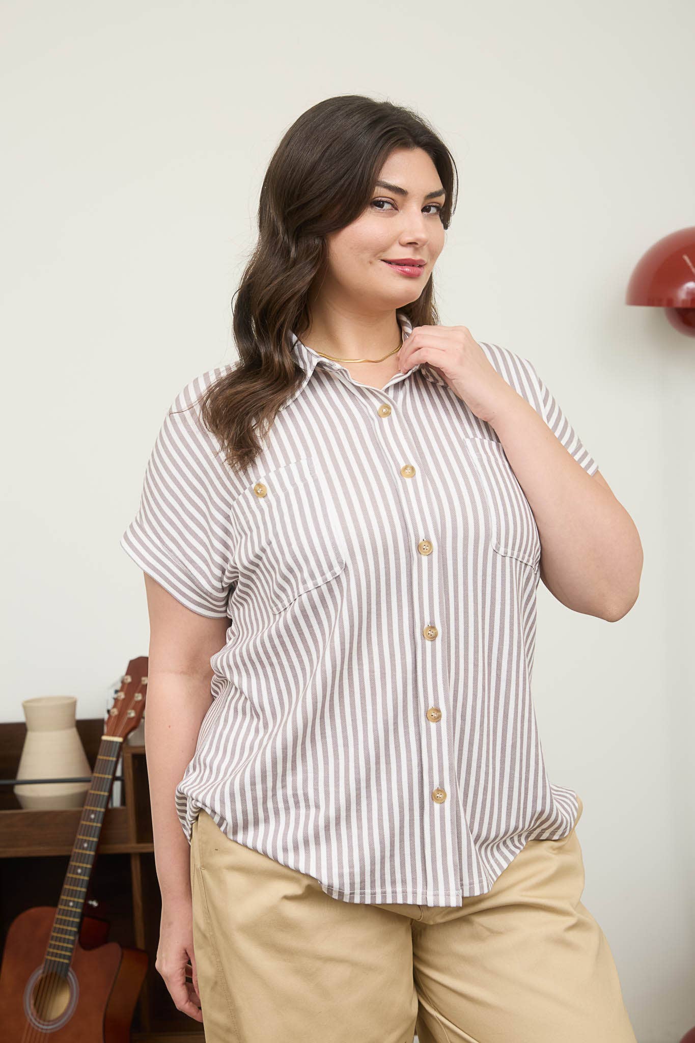 PLUS TOPS: STRIPE COLLARED SHORT SLEEVE BUTTON DOWN TOP