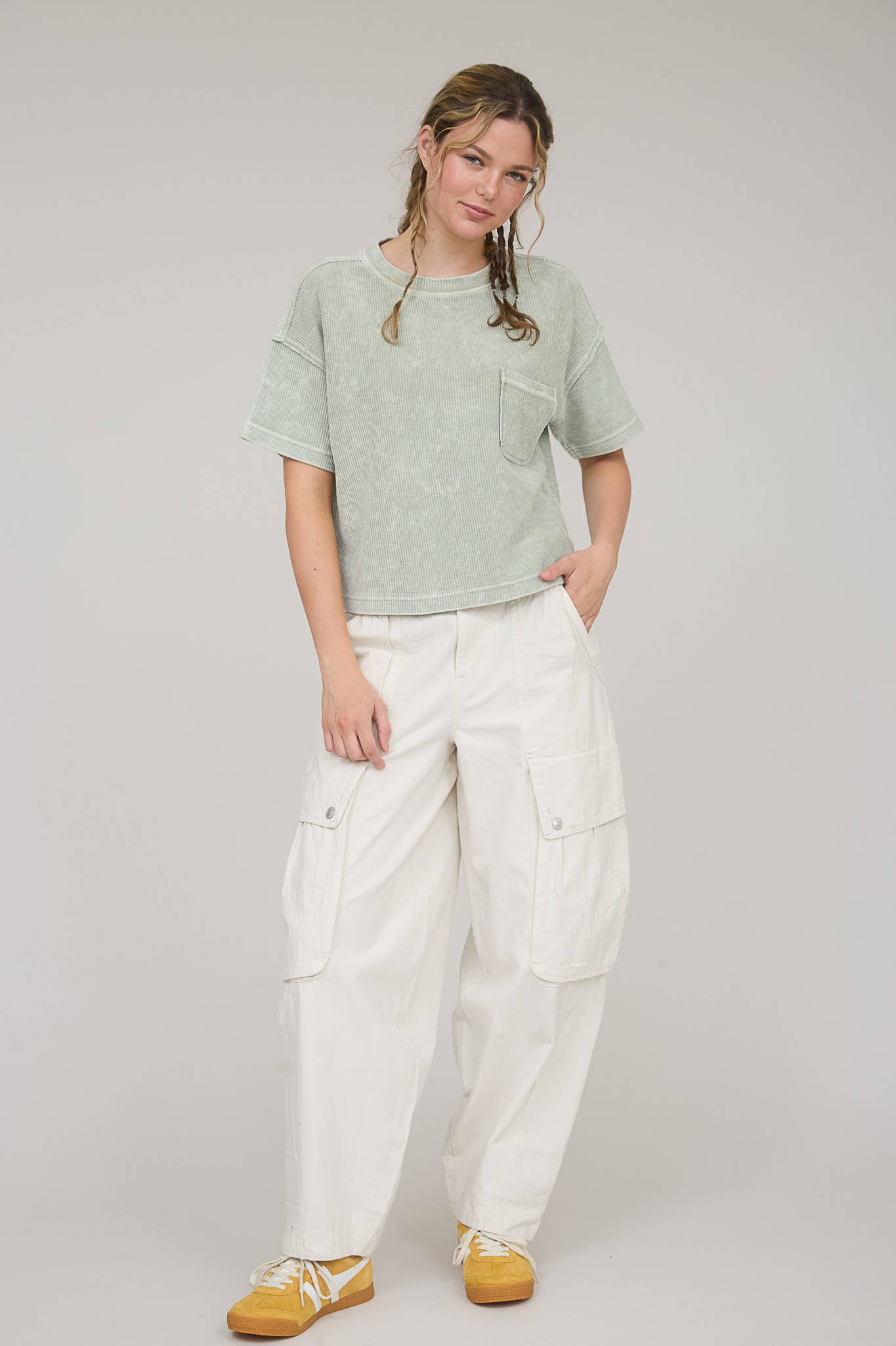 TOPS: WASHED RIBBED SHORT SLEEVE TEE WITH POCKET