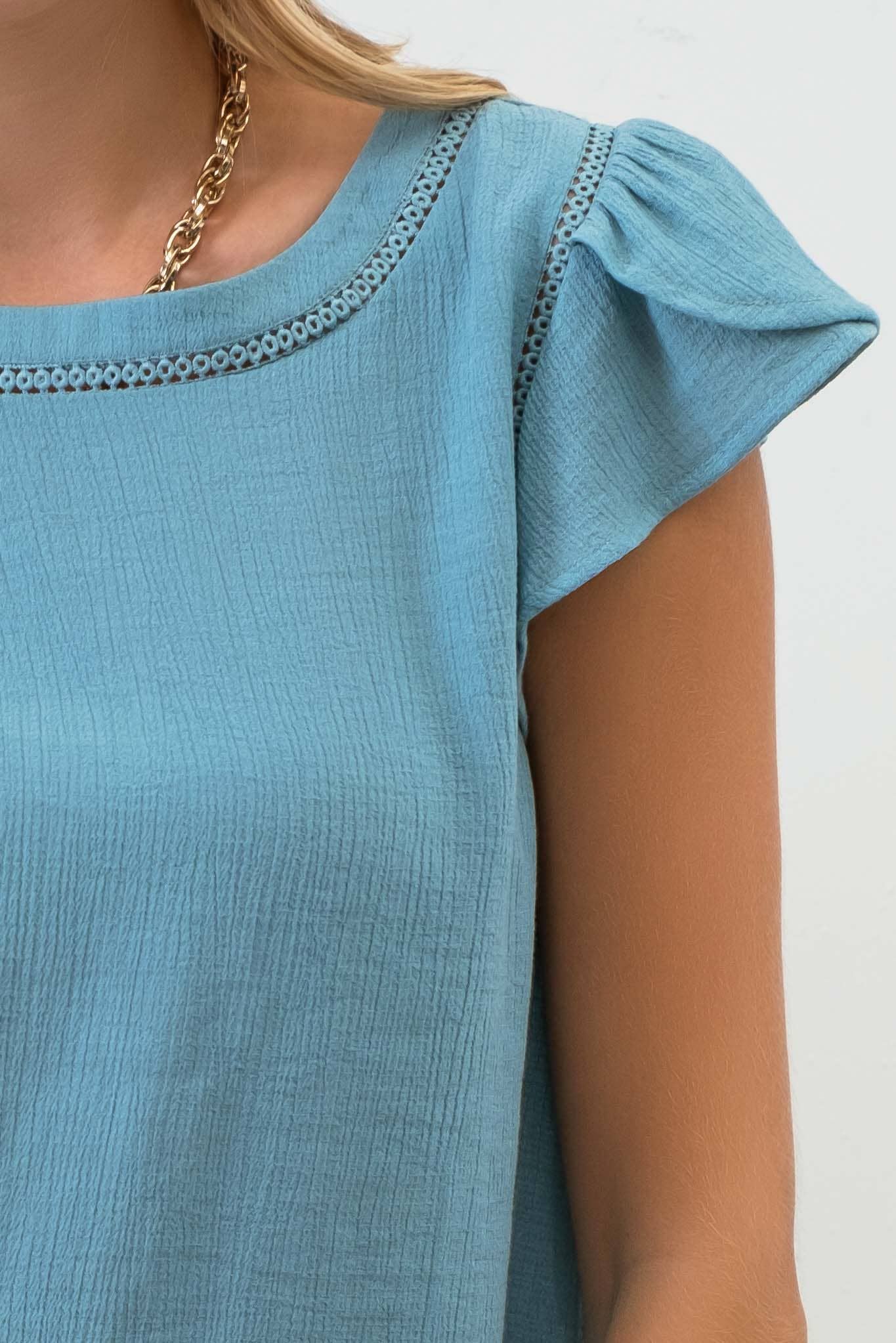 TOPS: TULIP SLEEVE BACK BUTTON BLOUSE