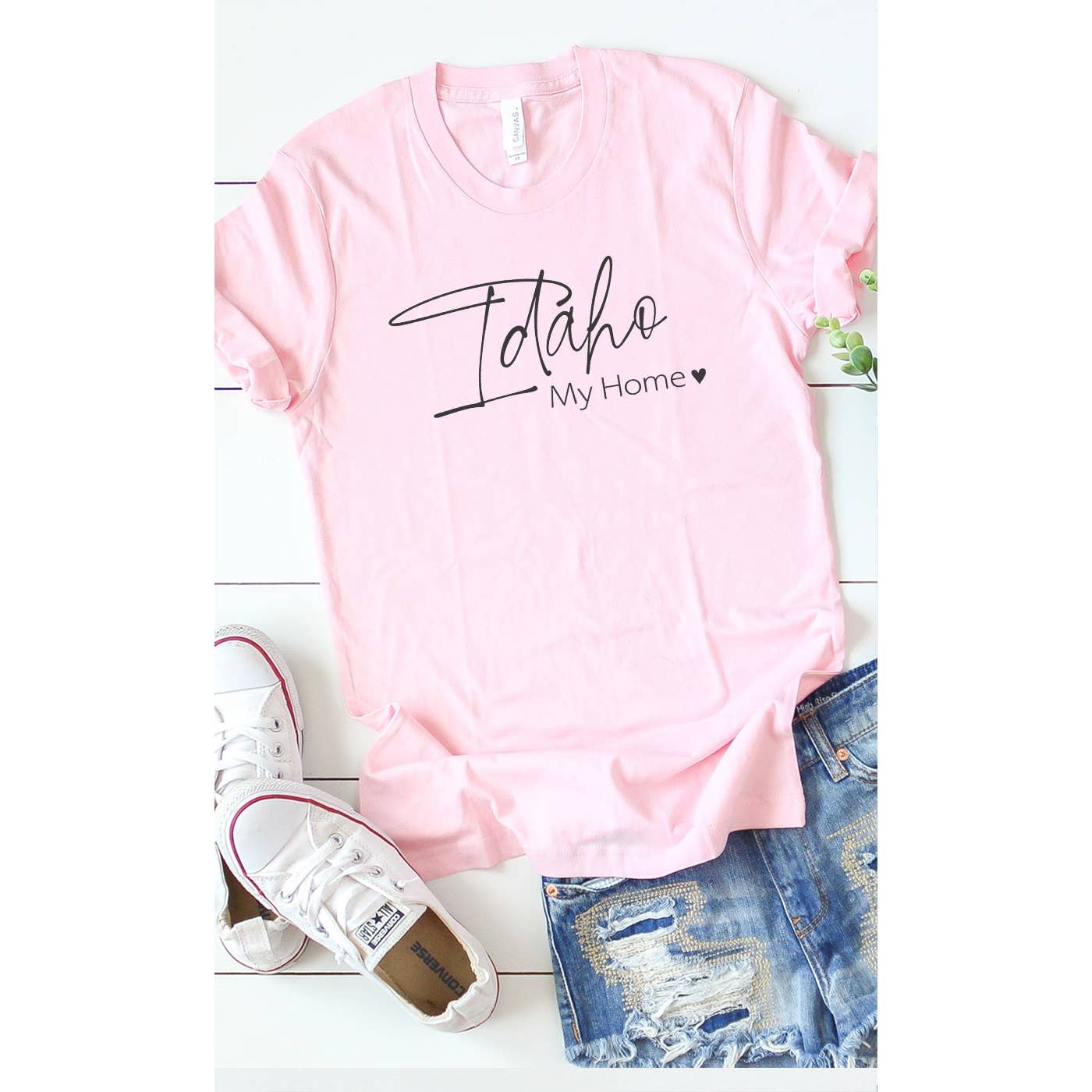 GRAPHIC TEE: Idaho my home graphic tee