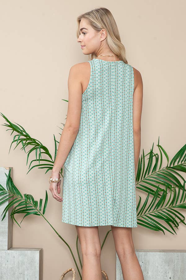 DRESS: CASUAL CREW NECK SLEEVELESS DRESS WITH POCKETS