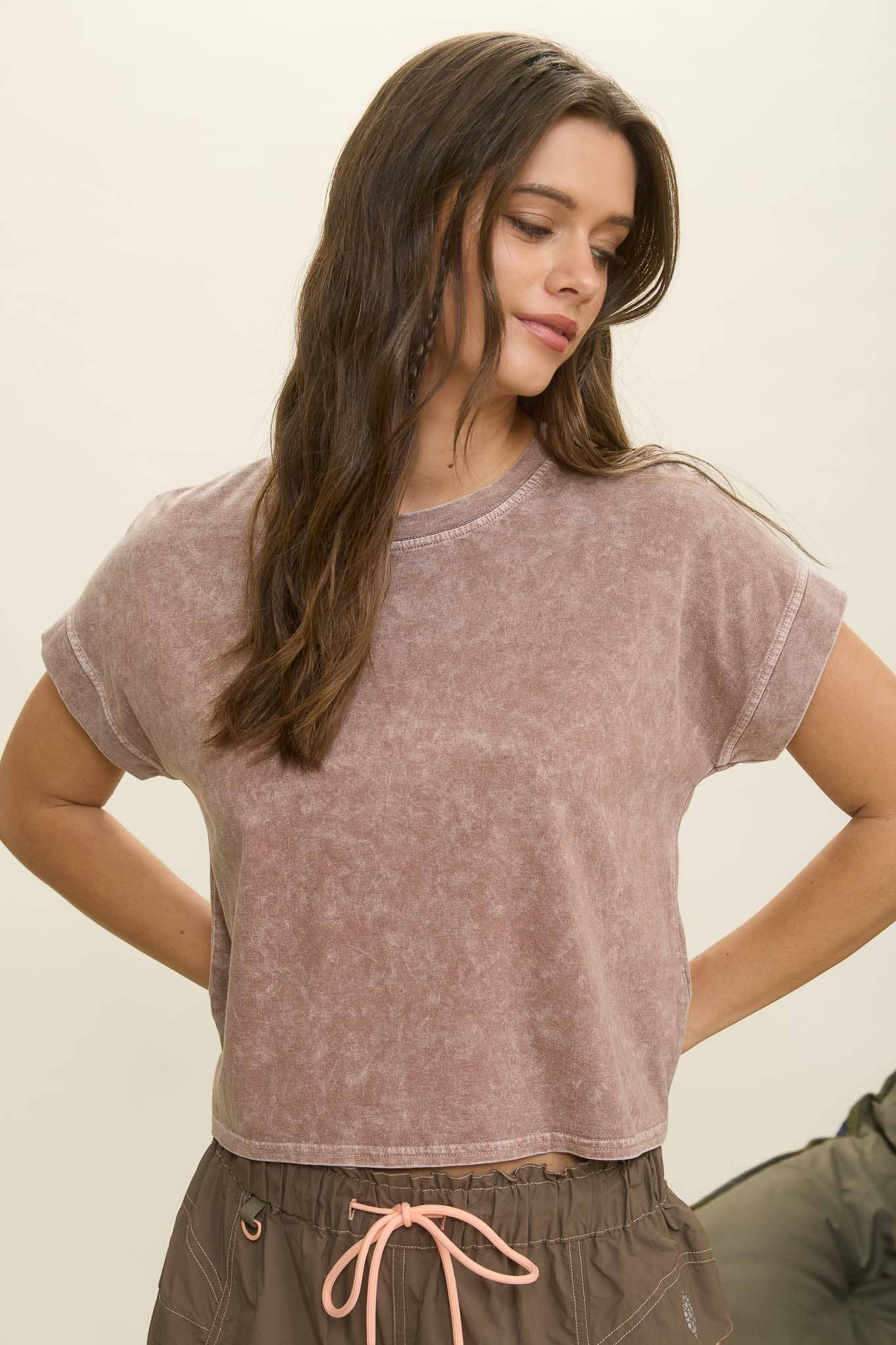 TOPS: WASHED EXTENDED SHOULDER SHORT SLEEVE KNIT TOP