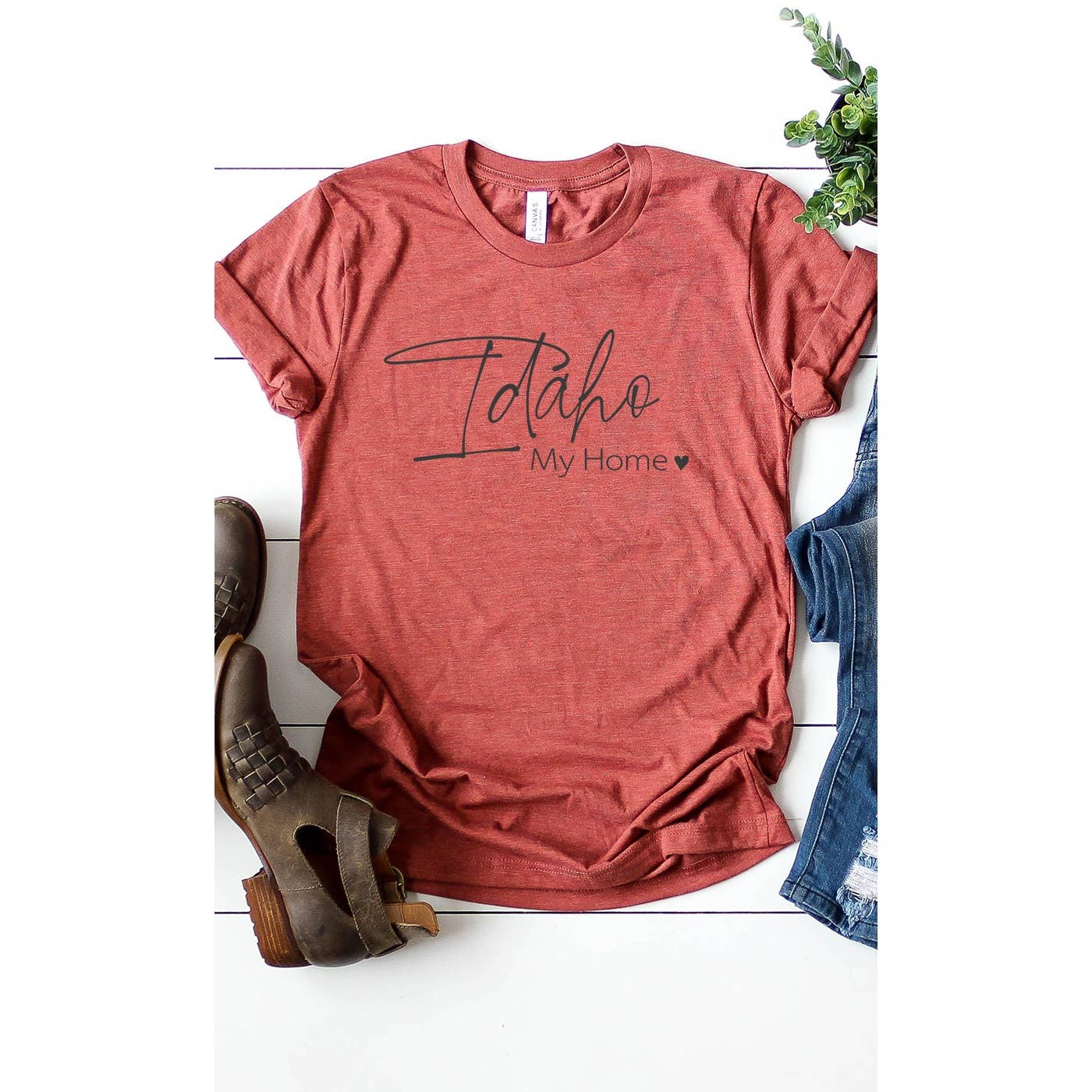 GRAPHIC TEE: Idaho my home graphic tee