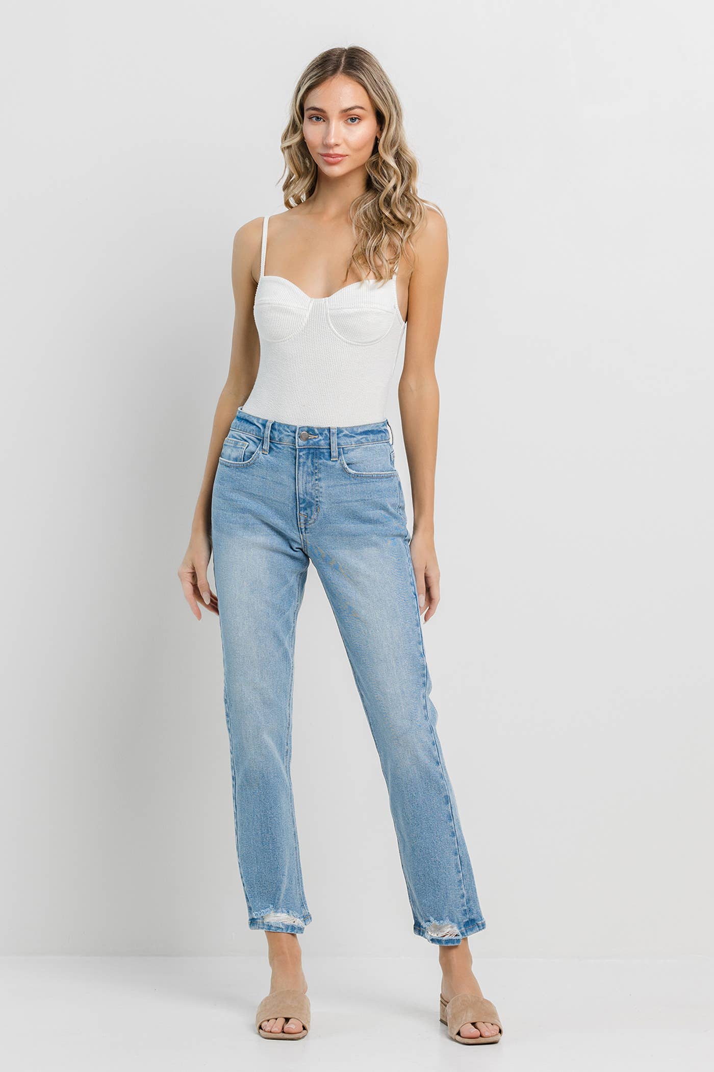 JEANS: Straight with Grinded Hem