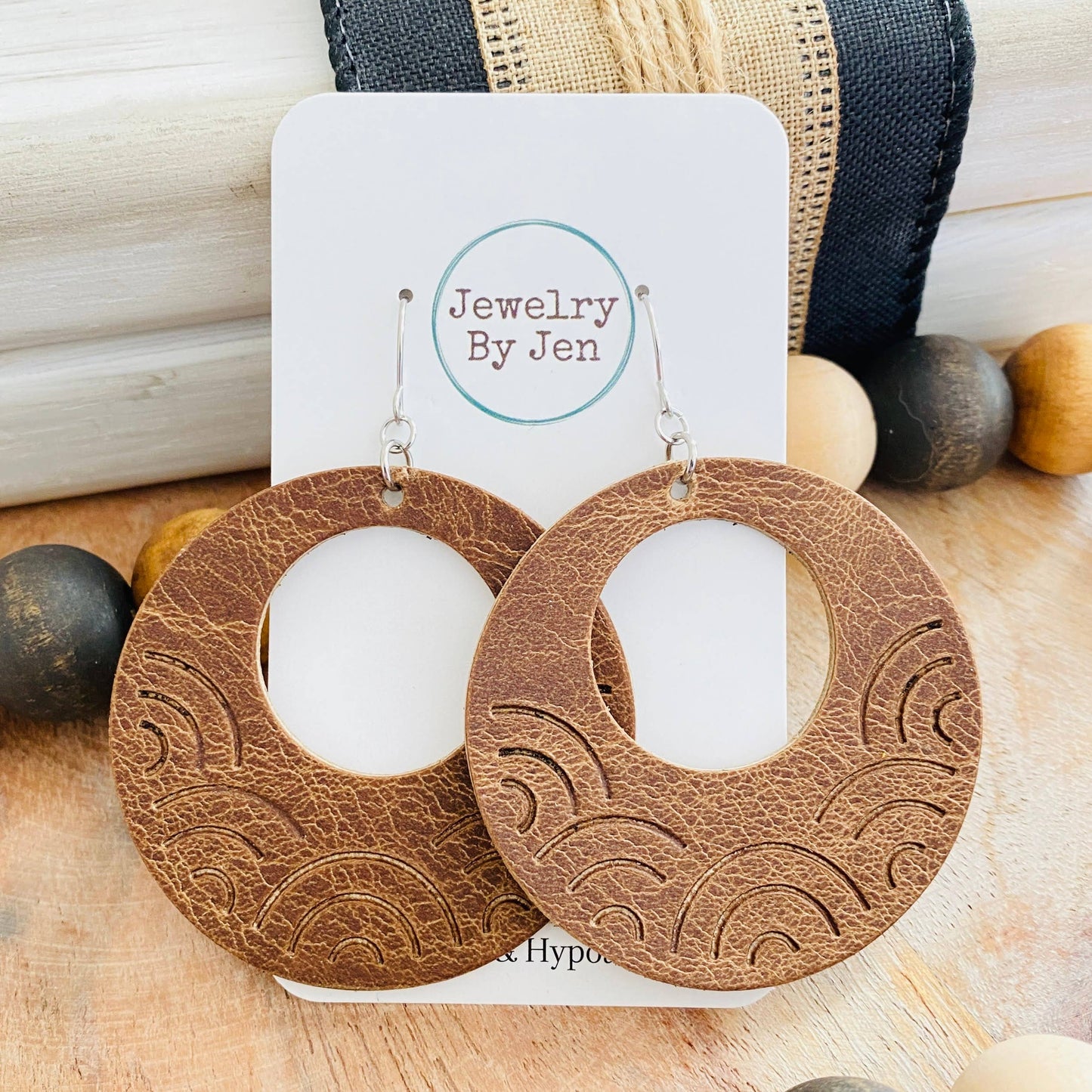 Jewelry: Embossed Large Rainbow Circle: Vintage Cowboy