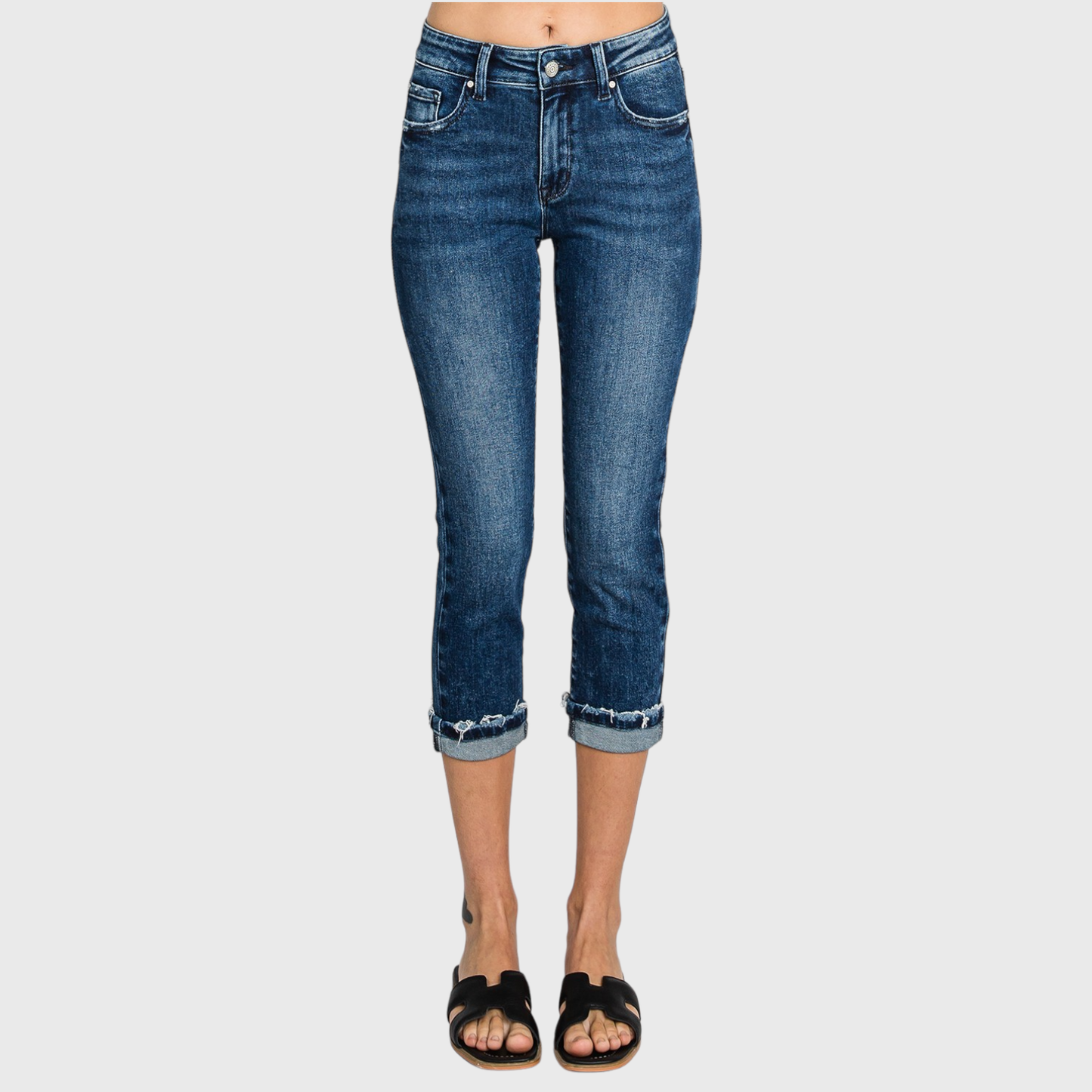 JEANS: MID RISE SKINNY CAPRI JEANS