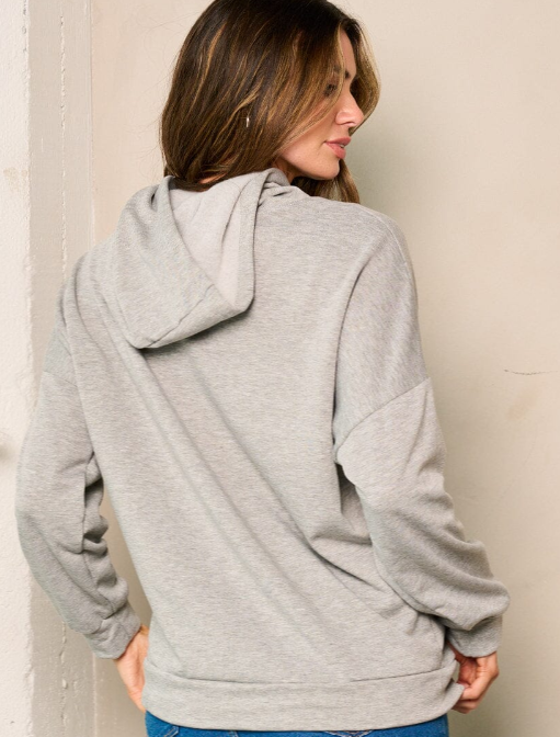 MUST HAVE SWEATSHIRT: