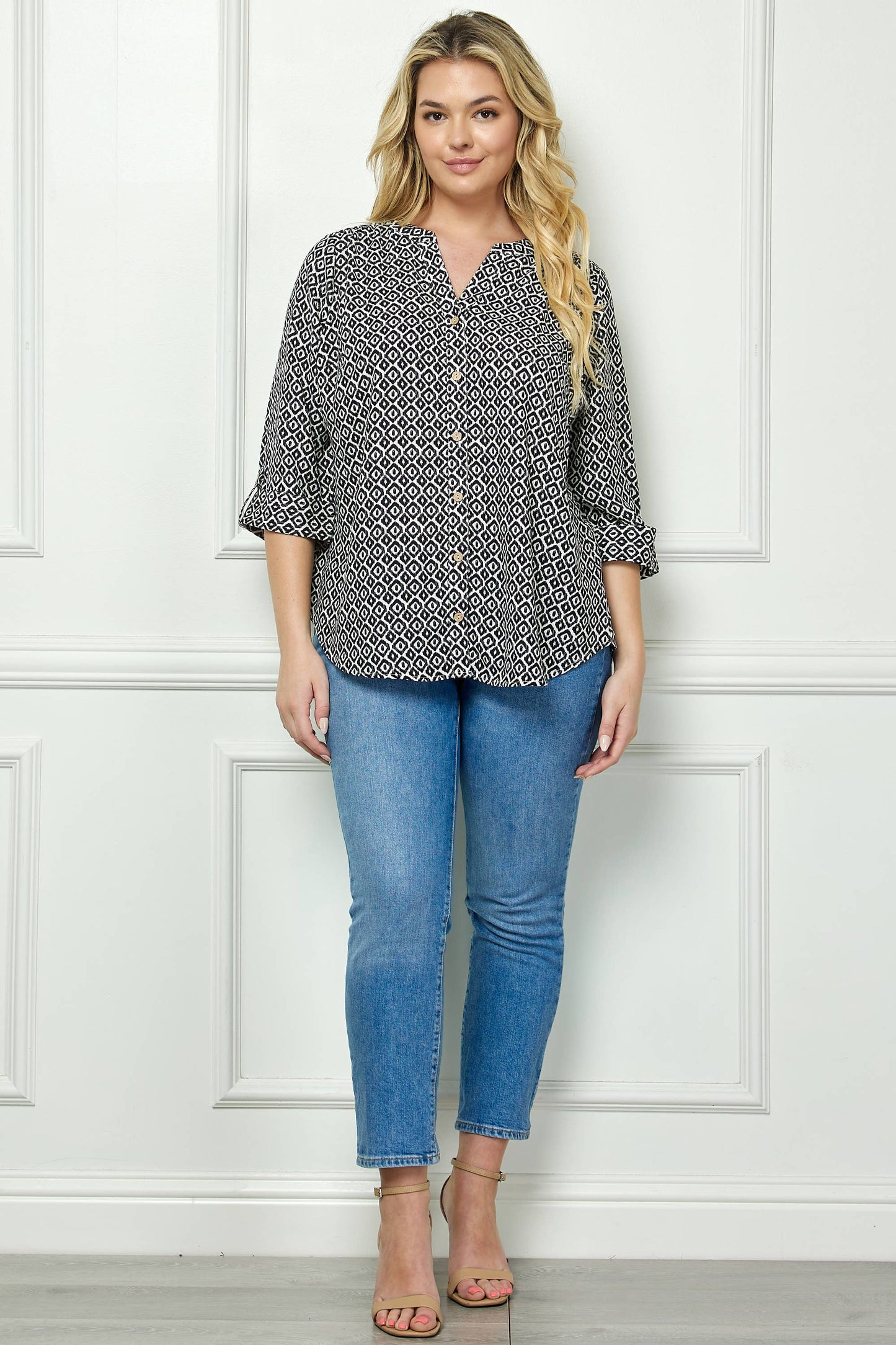 PLUS TOPS: MANDARIN COLLAR  PLAKET  BLOUSE