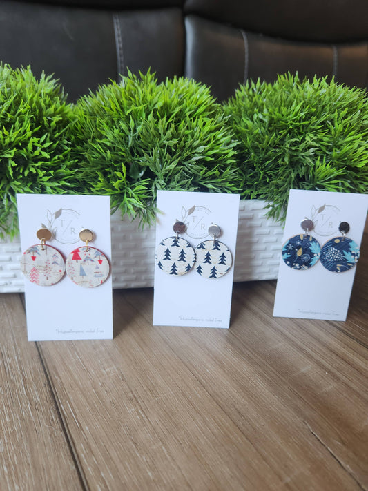 JEWELRY: Winter leather dangles