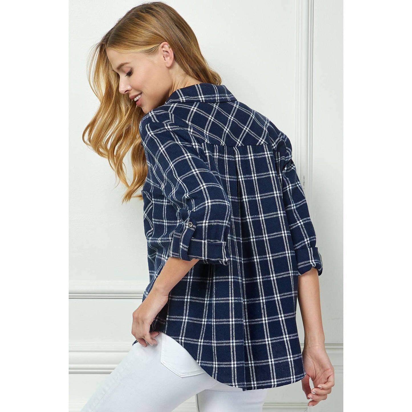 TOPS: PLAID FLANNEL ROLL SLEEVES  COLLAR NECK SHIRTS