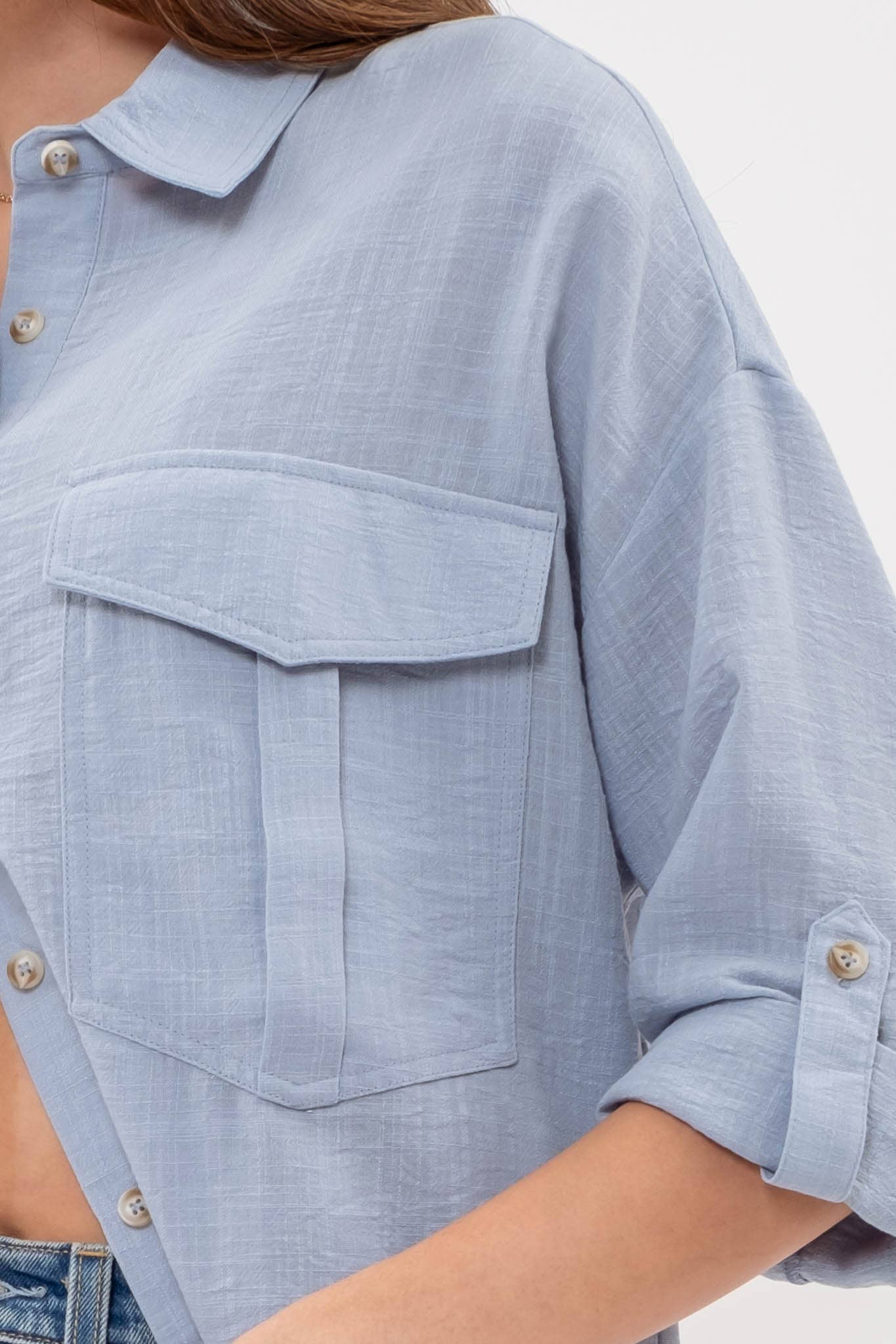 TOPS: LIGHTWEIGHT COLLARED BUTTON DOWN 3/4 SLEEVE SHIRT