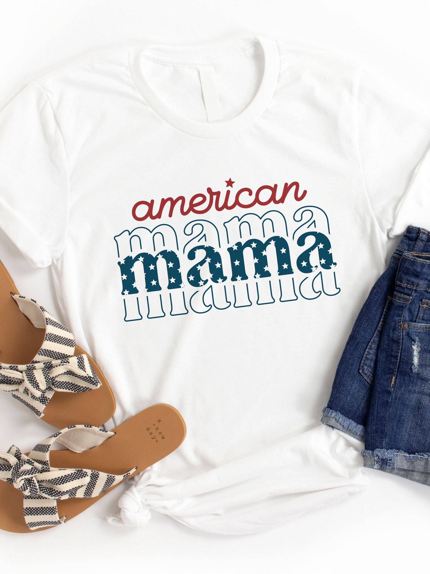 GRAPIC TEE: American Mama Graphic Tee