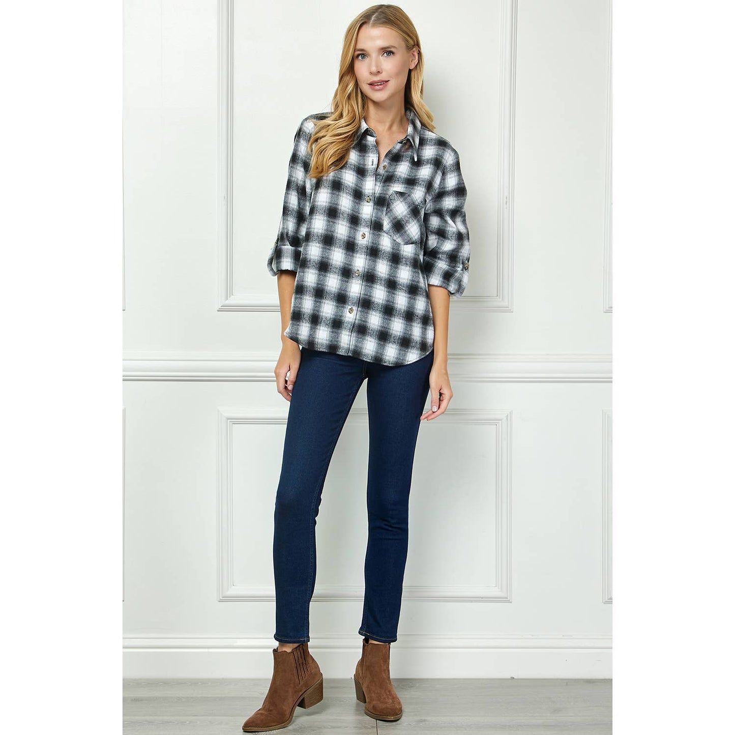 TOPS: PLAID FLANNEL ROLL SLEEVES  COLLAR NECK SHIRTS